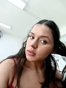 Snapshot of Danni_shy chatting on March 2025 05:13:01 PM Danni shy online show from March 2025 05:13:01 PM