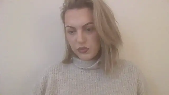 Snapshot of Gigi-Honey chatting on February 2026 02:02:01 PM Gigi-Honey online show from February 2026 02:02:01 PM