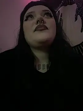 Gothicsiren online show from December 2024 10:55:01 PM