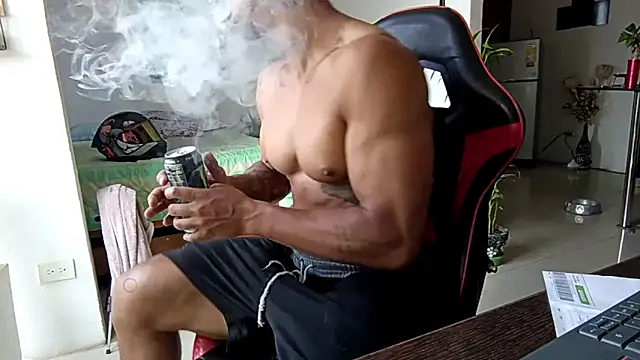 Adam Valenciia online show from April 2026 04:23:01 PM