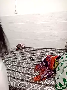 Snapshot of Best-Couple chatting on February 2025 05:28:02 AM Best-Couple online show from February 2025 05:28:02 AM