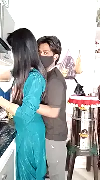 Snapshot of Best-Couple chatting on February 2025 07:13:01 AM Best-Couple online show from February 2025 07:13:01 AM