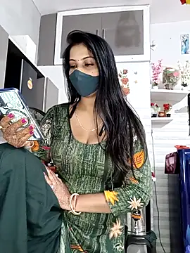 Snapshot of Best-Couple chatting on November 2025 02:56:02 AM Best-Couple online show from November 2025 02:56:02 AM