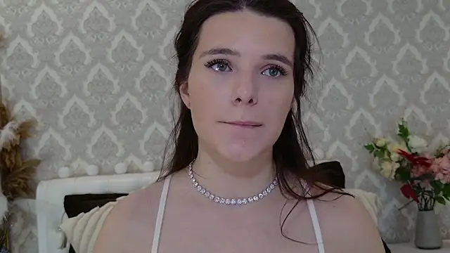 Snapshot of Nellie_Medina chatting on March 2025 08:41:02 PM Nellie Medina online show from March 2025 08:41:02 PM