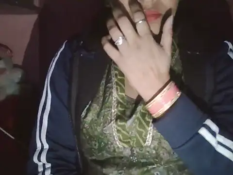 Snapshot of Hot-shanvi chatting on January 2026 04:31:01 PM Hot-shanvi online show from January 2026 04:31:01 PM