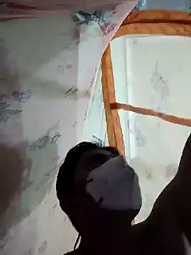 Snapshot of Whitehouse01 chatting on March 2025 05:27:01 PM Whitehouse01 online show from March 2025 05:27:01 PM