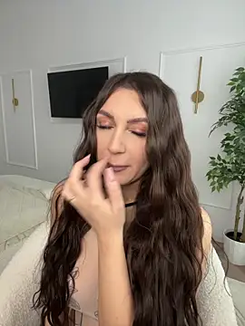 claraxjoyy online show from February 2026 06:53:01 AM