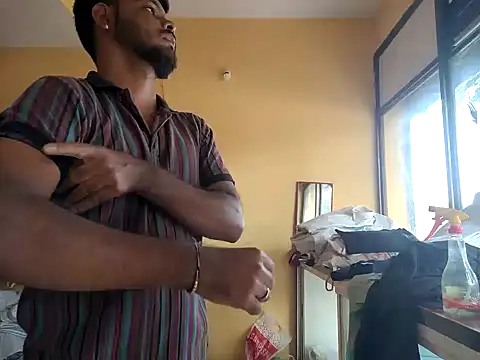 Arav1234a online show from October 2025 03:28:01 AM