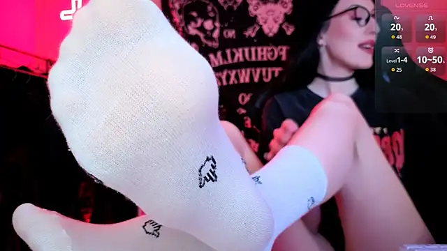 Miss Alice   online show from March 2026 05:45:01 PM