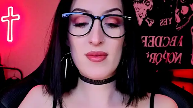Miss Alice   online show from May 2026 01:11:02 AM