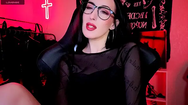Miss Alice   online show from May 2026 11:34:01 PM