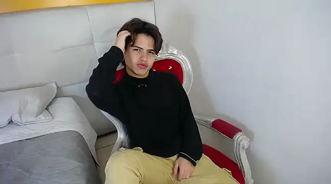 CollinStone online show from January 2025 04:40:01 PM