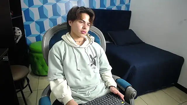 CollinStone online show from January 2025 08:21:01 PM