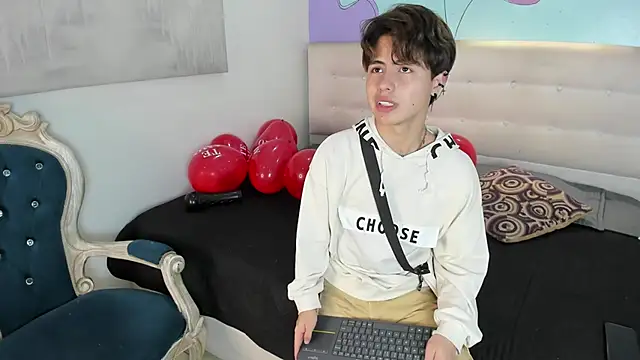 CollinStone online show from February 2025 08:03:01 PM