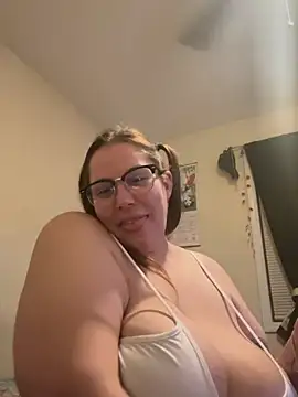 Snapshot of Thickarella420 chatting on January 2025 04:07:01 AM Thickarella420 online show from January 2025 04:07:01 AM