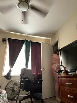 Snapshot of Thickarella420 chatting on January 2025 02:57:01 PM Thickarella420 online show from January 2025 02:57:01 PM