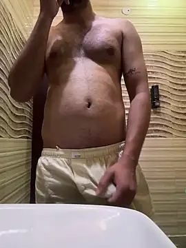 skyisthelimit12 online show from March 2025 02:36:02 AM