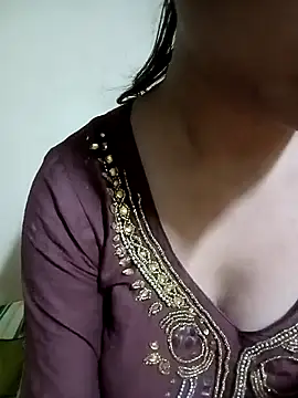 Snapshot of Piya_Ji chatting on May 2026 01:18:02 PM Piya Ji online show from May 2026 01:18:02 PM