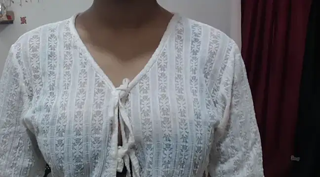 Honey Bee25 online show from January 2025 04:18:02 AM