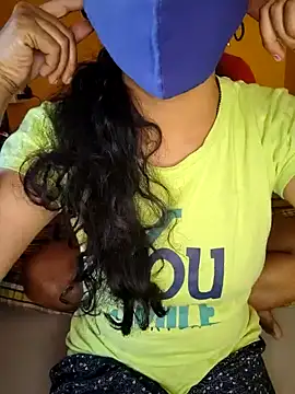 lovelygirl4567 online show from February 2025 04:15:02 AM