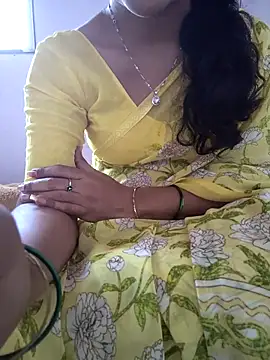 lovelygirl4567 online show from May 2026 05:46:02 AM