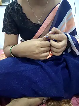 lovelygirl4567 online show from May 2026 05:52:01 PM