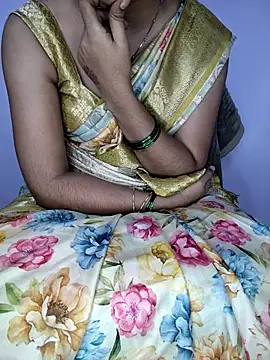 lovelygirl4567 online show from May 2026 05:32:02 PM