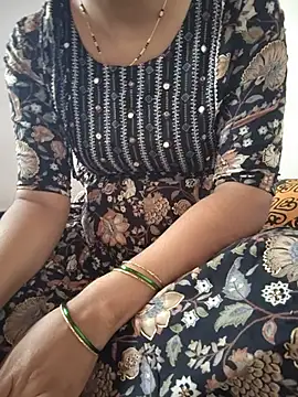 Snapshot of lovelygirl4567 chatting on June 2026 05:30:01 AM lovelygirl4567 online show from June 2026 05:30:01 AM