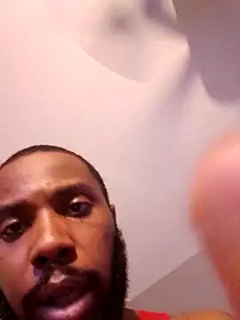 Snapshot of Caliclysm chatting on November 2025 01:44:02 PM Caliclysm online show from November 2025 01:44:02 PM