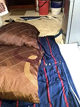 Snapshot of MKbesxxx chatting on November 2025 04:22:02 AM MKbesxxx online show from November 2025 04:22:02 AM