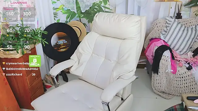 xiaotiantian-76 online show from April 2026 02:58:01 AM