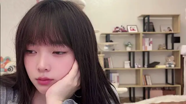 Snapshot of Chenjing0 chatting on November 2025 03:06:02 AM Chenjing0 online show from November 2025 03:06:02 AM