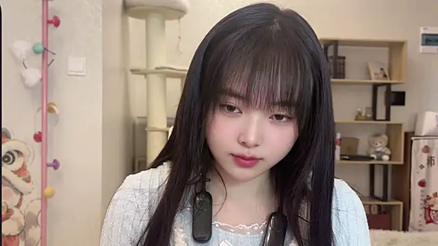 Chenjing0 online show from December 2025 04:18:02 AM