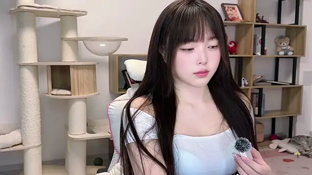 Chenjing0 online show from May 2026 12:12:02 PM