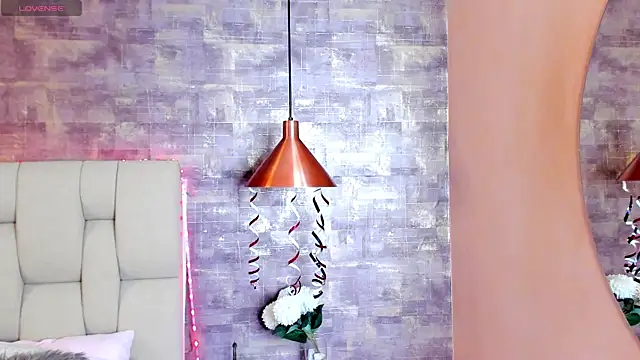 Scarlet lace online show from March 2025 07:10:01 PM