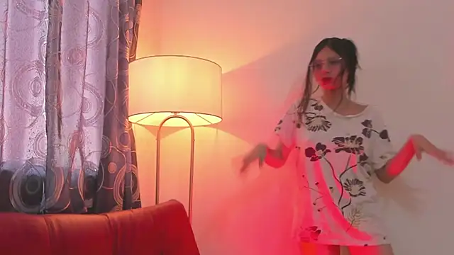 Misha Lover online show from September 2025 07:58:01 PM