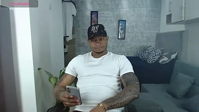 Josep Ston online show from September 2025 03:00:02 PM