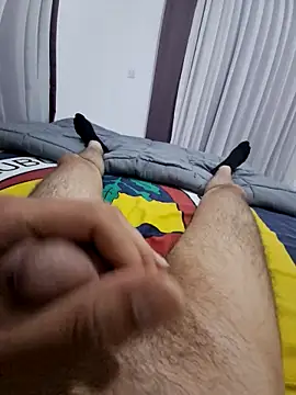 merty2233 online show from December 2025 09:53:01 PM