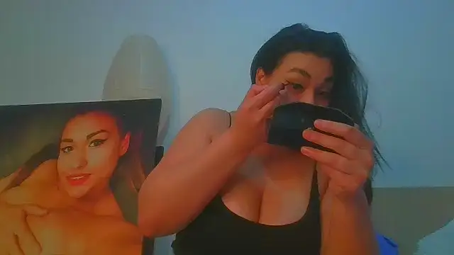 Snapshot of TheTopSecret chatting on February 2025 07:25:01 PM TheTopSecret online show from February 2025 07:25:01 PM