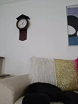 karina warthon online show from May 2026 05:39:01 PM