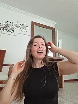 karina warthon online show from May 2026 05:39:01 PM