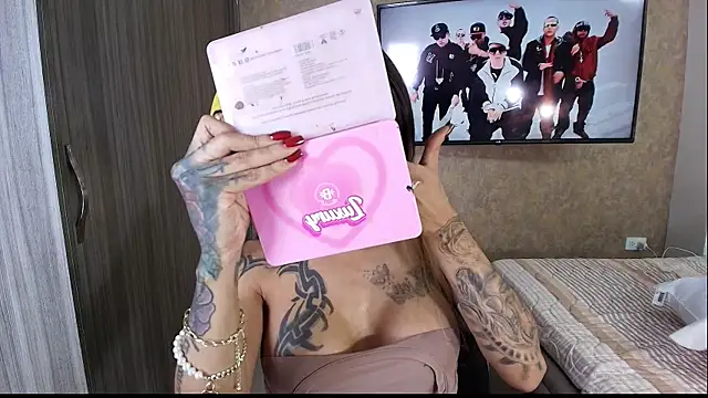 Snapshot of sexy_melany_xxx chatting on December 2024 08:44:02 AM sexy melany xxx online show from December 2024 08:44:02 AM