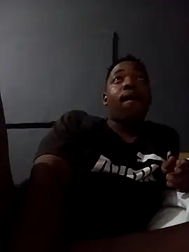 Snapshot of Mshayixxx chatting on March 2026 10:45:01 PM Mshayixxx online show from March 2026 10:45:01 PM