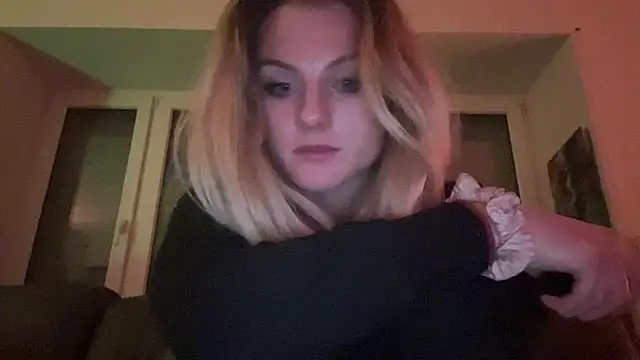 Snapshot of HotGermanGirl97 chatting on January 2025 08:26:02 PM HotGermanGirl97 online show from January 2025 08:26:02 PM