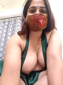 Snapshot of shreya1765 chatting on November 2025 10:15:01 AM shreya1765 online show from November 2025 10:15:01 AM