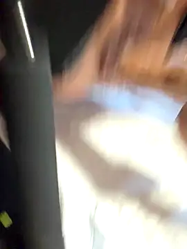 Snapshot of zasmin3 chatting on October 2025 11:53:01 PM zasmin3 online show from October 2025 11:53:01 PM