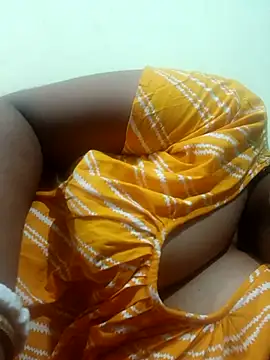  MilkyBar online show from April 2026 10:13:02 AM