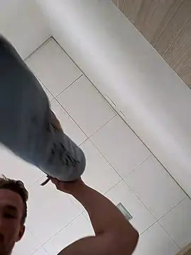 Snapshot of frankthefuck69 chatting on October 2025 10:48:02 AM frankthefuck69 online show from October 2025 10:48:02 AM