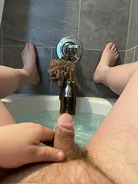 Snapshot of Ucsamiam chatting on February 2026 01:20:02 PM Ucsamiam online show from February 2026 01:20:02 PM