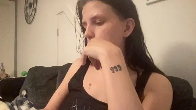 dixie leigh online show from January 2025 10:45:02 PM